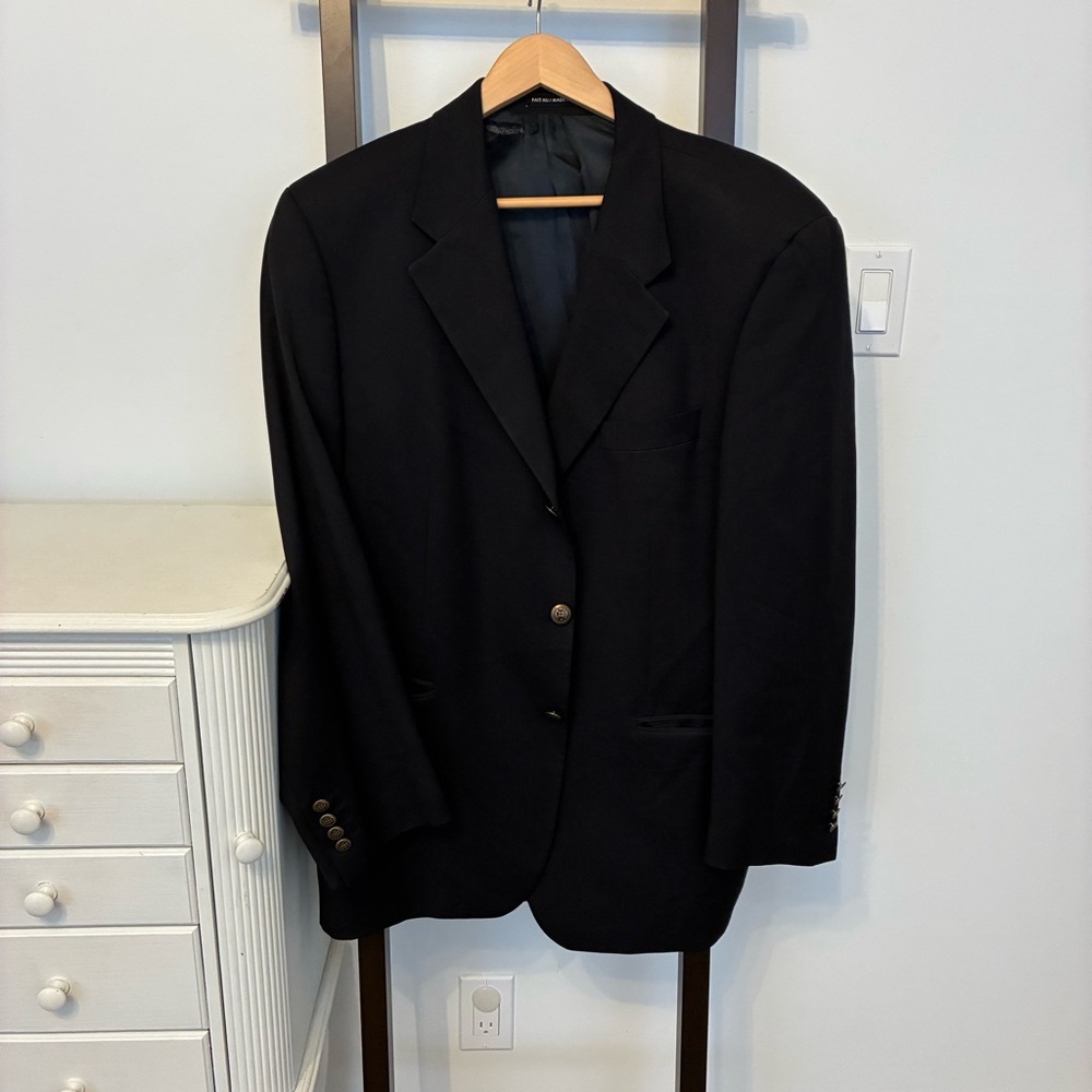 Jones New York wool Classic Black Men's Blazer. Size 44R. Pure New Wool.
